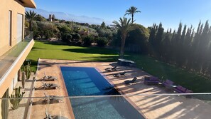 Outdoor pool - A great big beautiful villa (Marrakech)