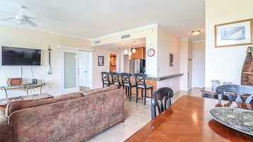 40-inch TV with cable channels