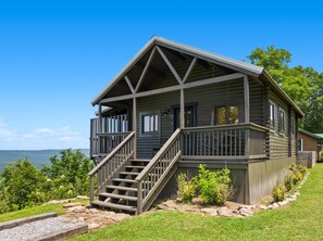 Exterior - Just Bluffin’ at Mentone-Hot tub for two w/brow views! (Mentone)