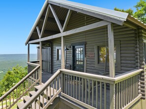 Exterior - Just Bluffin’ at Mentone-Hot tub for two w/brow views! (Mentone)