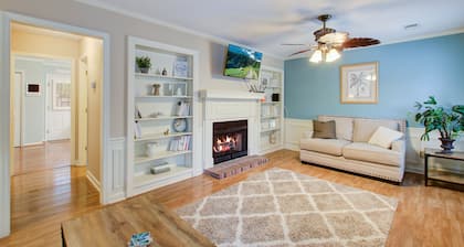 Lovely 3 bed condo close to Historic Summerville-Dog Friendly!