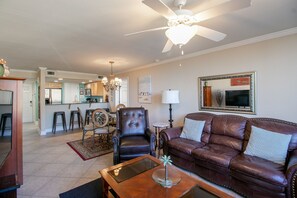 Condo, 2 Queen Beds, Pool Access | Interior