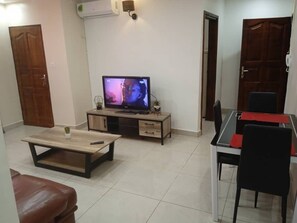 Interior - well-equipped furnished studio odza messamendongo (Yaoundé)