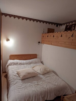 3 bedrooms