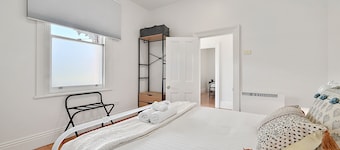 Character cottage on CBD fringe