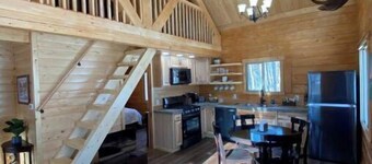 Beautiful Comfy Alaskan Log Home 2
