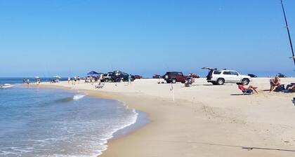 Boat Dock, 3 Kayaks, No Stairs to Enter, Stairlift to upstairs, Park 10 Cars
