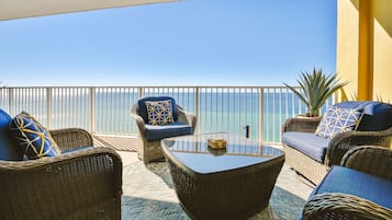 Condo, 2 Bedrooms, Balcony, Ocean View (1405) | Balcony