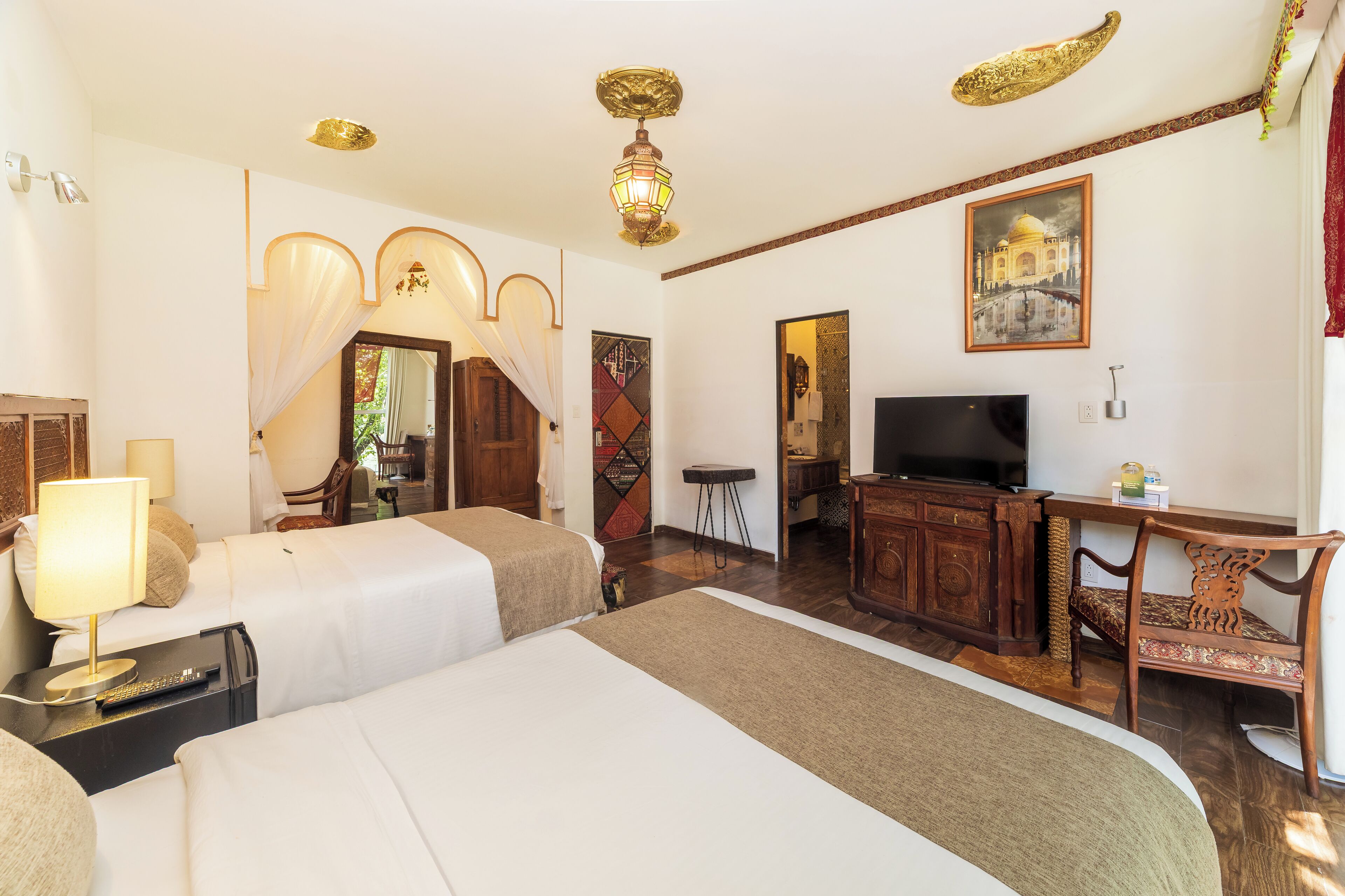 Standard Twin Room, 2 Double Beds | Hypo-allergenic bedding, desk, soundproofing, free WiFi