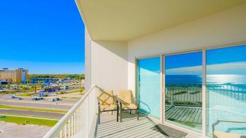 Condo, Multiple Beds, Balcony, Ocean View (Sea Breeze Unit 0810 Deluxe) | Property grounds