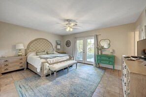 5 Schlafzimmer, Schreibtisch, Reisekinderbett, kostenloses WLAN
