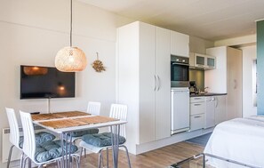 Dining - Awesome apartment in Allinge (Allinge)