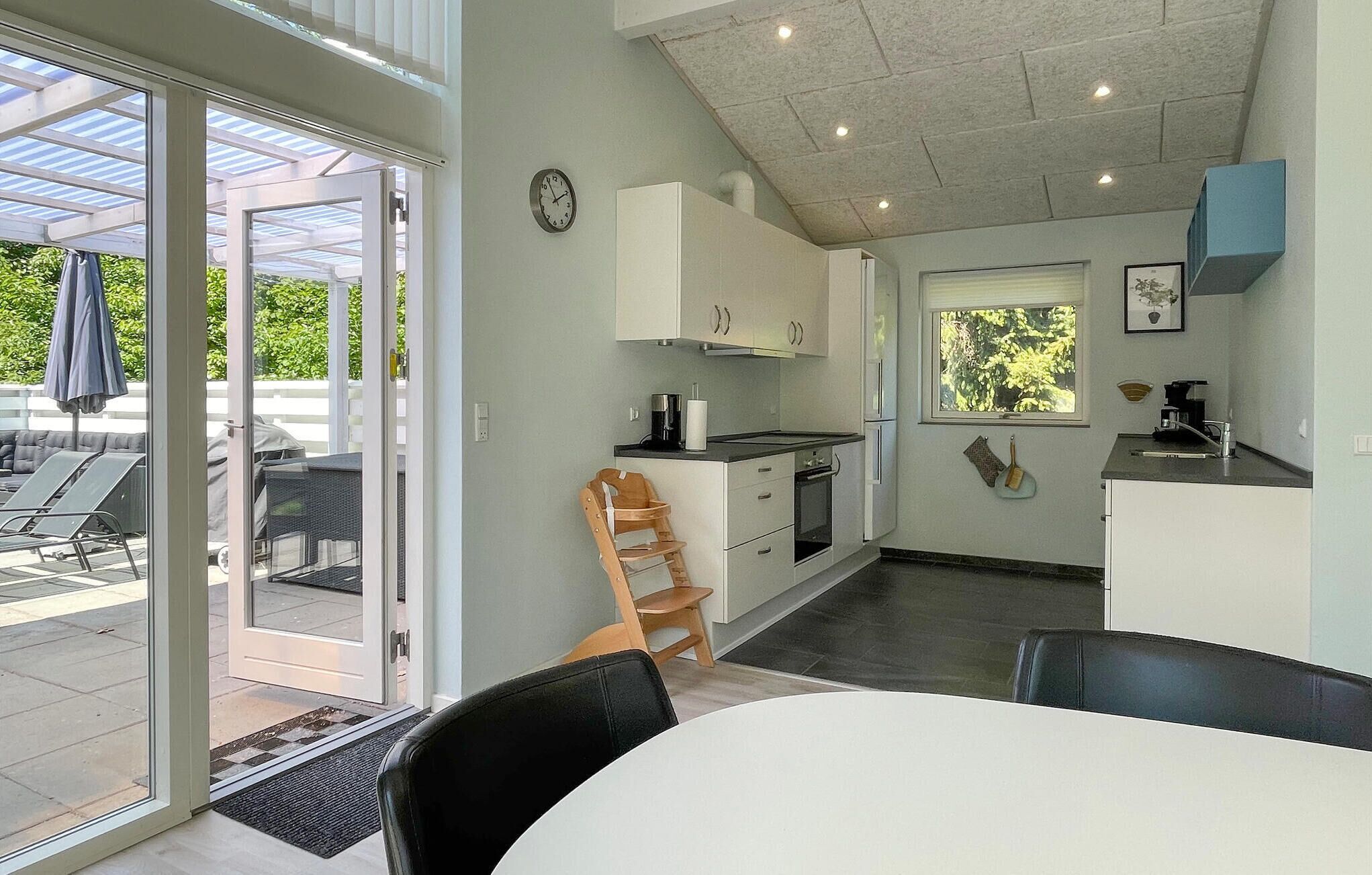 Køleskab, opvaskemaskine