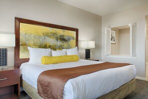 2 bedrooms, in-room safe, iron/ironing board, WiFi