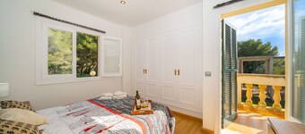 Honeys apartment