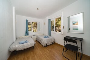 2 Schlafzimmer, Bügeleisen/Bügelbrett, kostenloses WLAN, Bettwäsche
