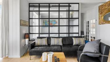 Smart-tv och eldstad