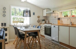 Kühlschrank, Herdplatte, Geschirrsp üler
