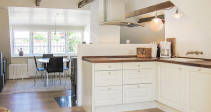 2 bedroom nice apartment in Gudhjem