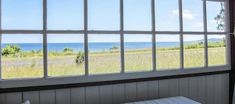 Awesome home in Gudhjem with WiFi