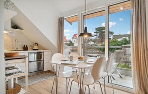 Dining - Awesome apartment in Allinge (Allinge)