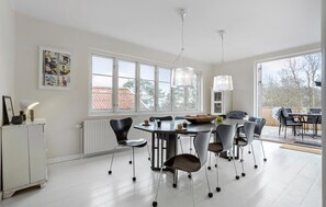 Dining - Lovely apartment in Gudhjem with WiFi (Gudhjem)