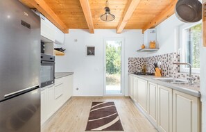 Fridge, oven, stovetop, dishwasher - Beautiful home in Krnicari with WiFi (Krnicari)