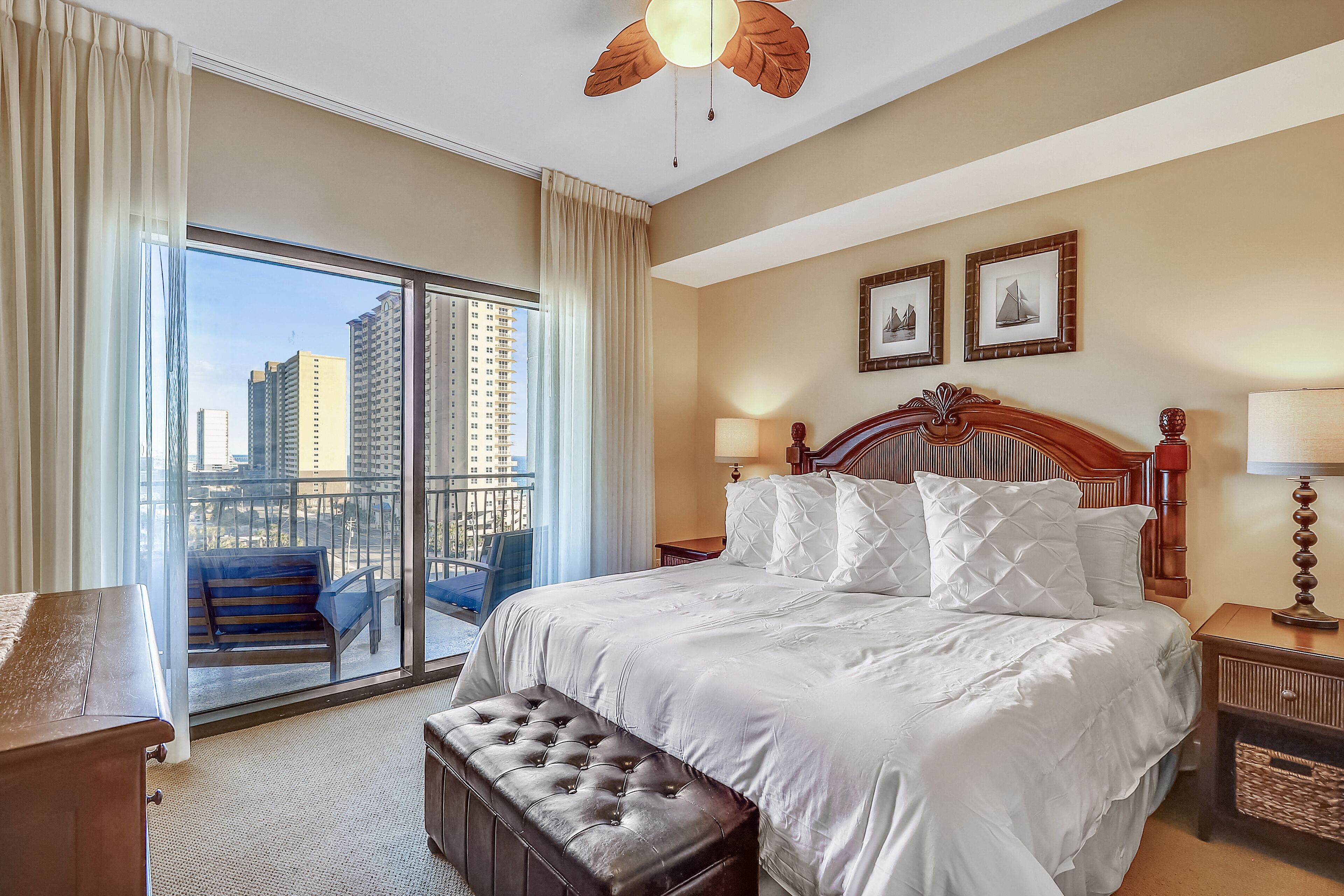 Apartamento, 1 cama King e sofá-cama, sacada, vista para o oceano (831) | 1 quarto, individualmente decorados, individualmente mobiliados