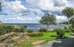 Property grounds - 2 bedroom amazing home in Svaneke (Svaneke)