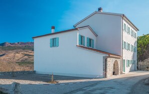 Exterior - 4 bedroom amazing home in Boljun (Boljun)