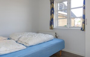 2 bedrooms, free WiFi