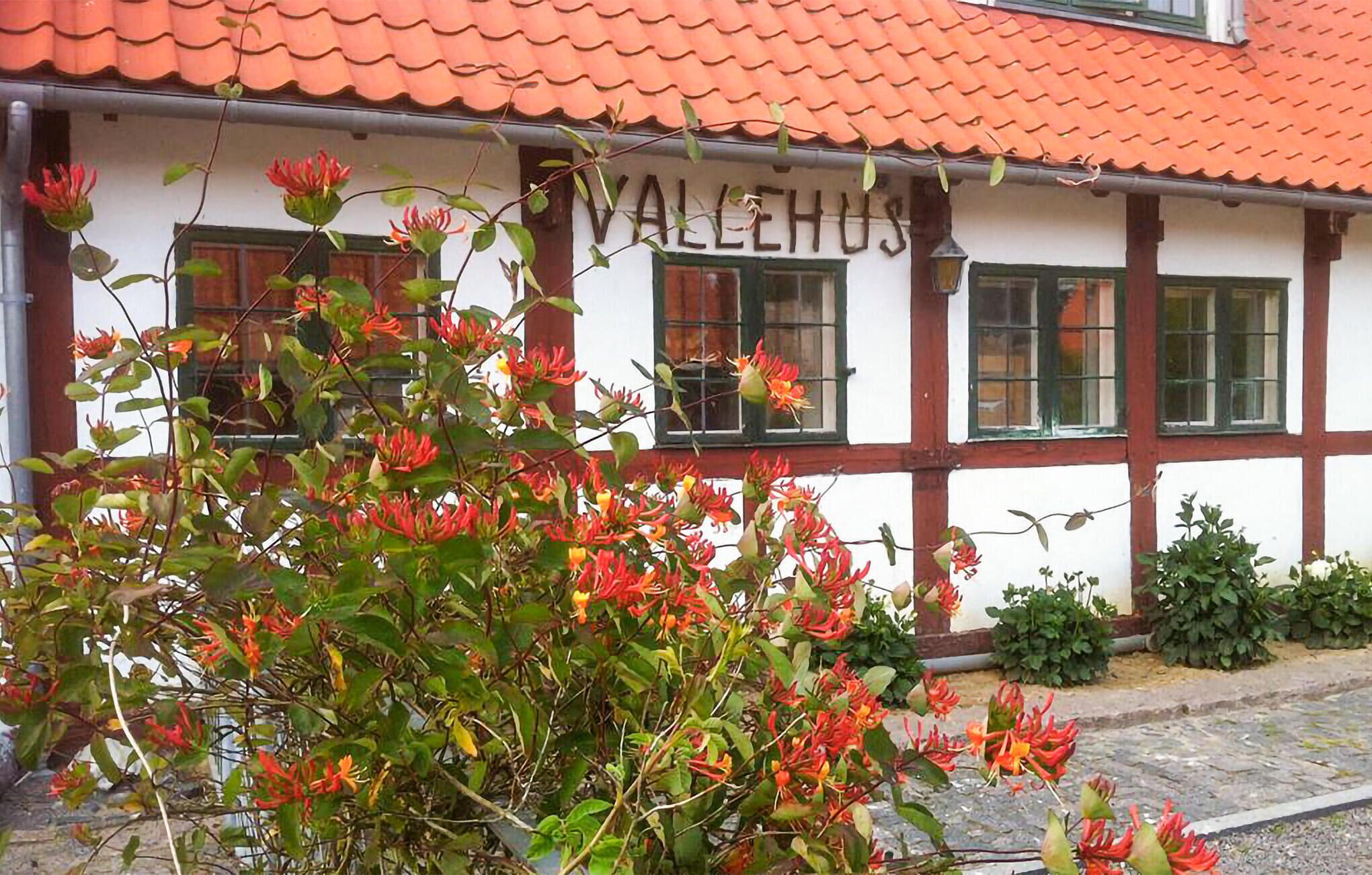 تفاصيل الفندق من الخارج