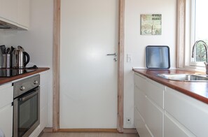 Réfrigérateur, plaque de cuisson, lave-vaisselle