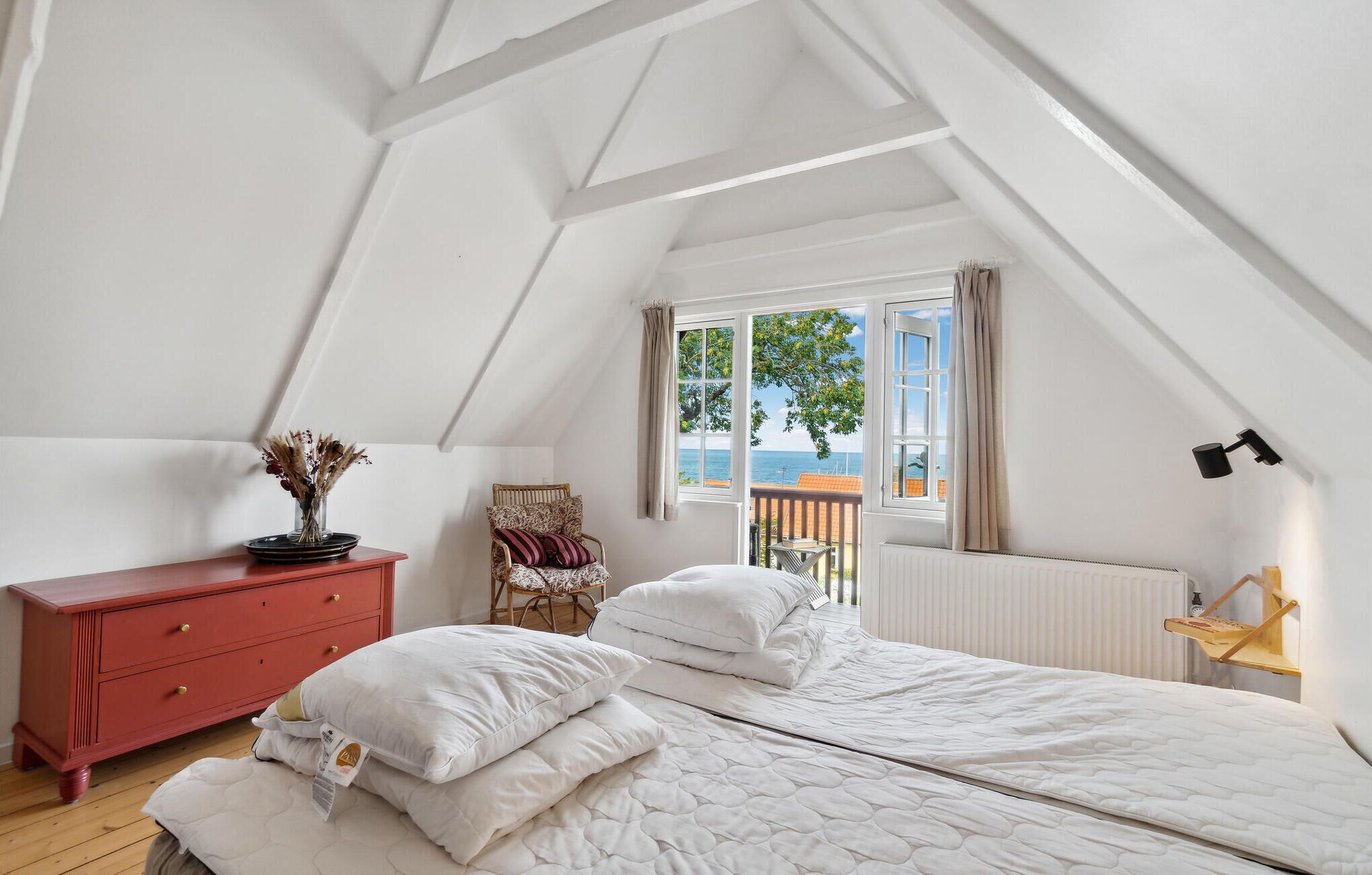 2 bedrooms, free WiFi