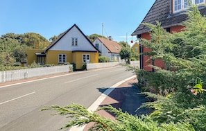 Property grounds - 2 bedroom lovely home in Svaneke (Svaneke)