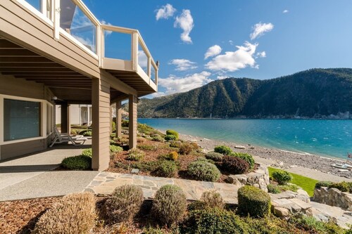 Waterfront, HotTub, Pool, PickleBall, Wapato Point