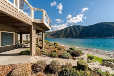 Waterfront, HotTub, Pool, PickleBall, Wapato Point