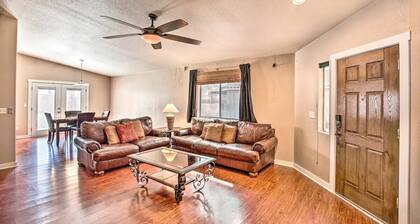 4 Bedroom House! W/Yard/Garage/Washer/Dryer & Near UA!