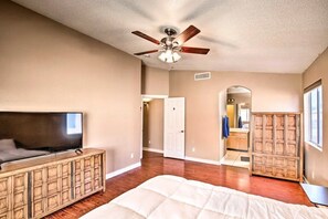 4 habitaciones, tabla de planchar con plancha y wifi gratis 