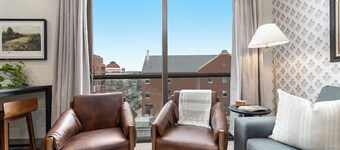 New Build Modern Condo in the heart of Traverse City