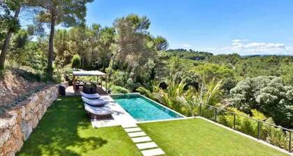 Luxury villa Cannes,12pers,pool sauna,cinema,sport