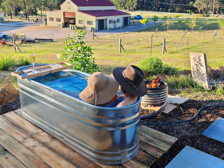 Outdoor spa tub
