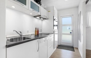 Kühlschrank, Ofen, Herdplatte, Geschirrspüler