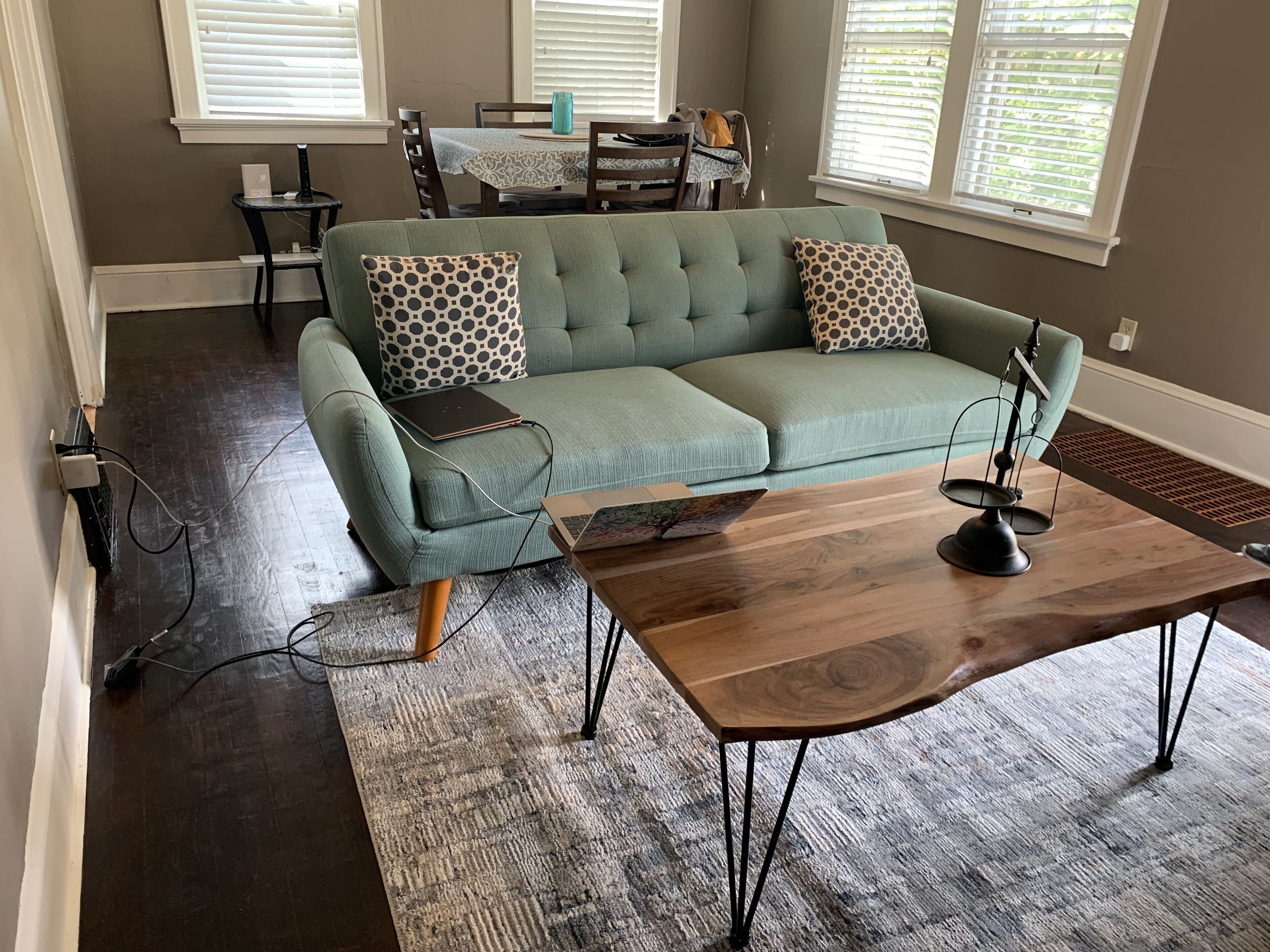 Excellent location! Close to OHSU, river and downtown