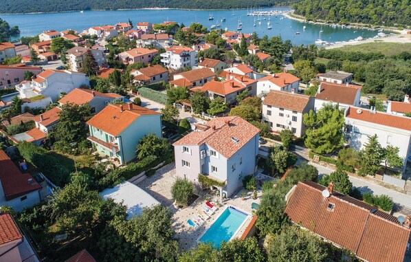 Exterior - Lovely apartment in Banjole with WiFi (Banjole)