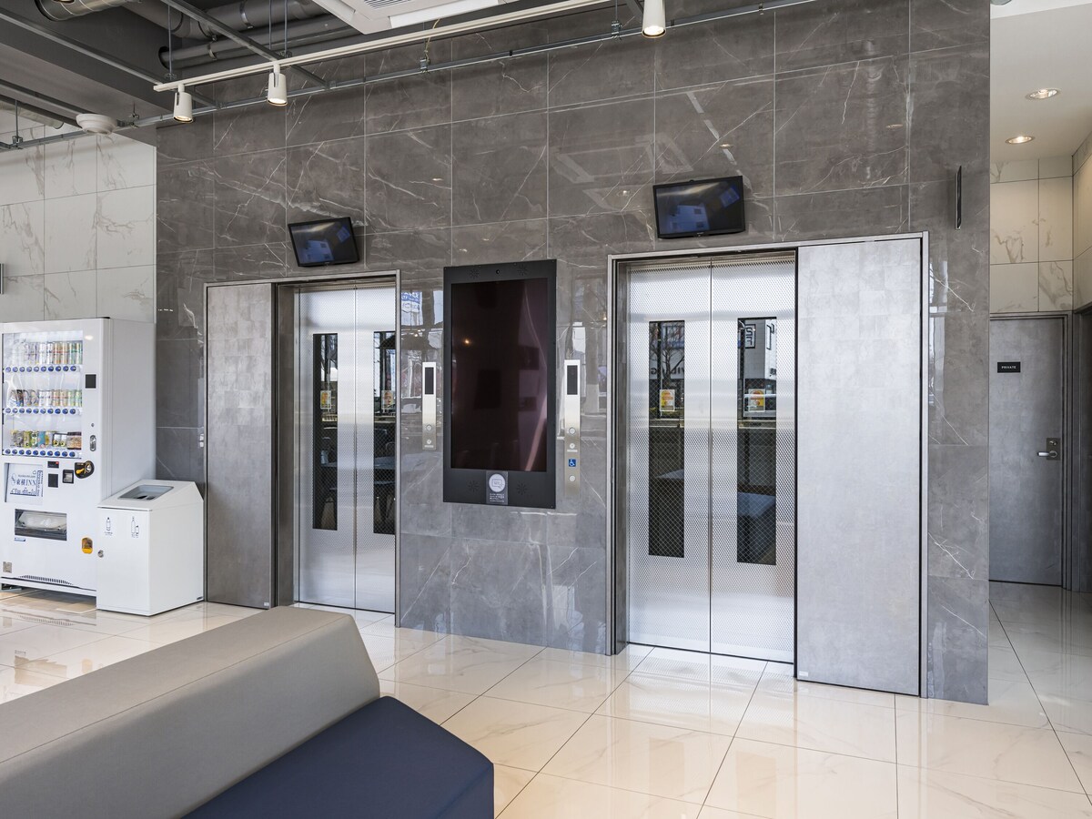 우오누마 TOYOKO INN Tsubame-Sanjo Ekimae 호텔 객실