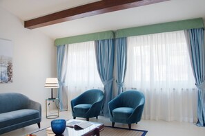 Smart TV, books - Dafne magnificent attic overlooking the Duomo (Firenze)