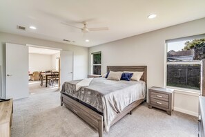 2 dormitorios, tabla de planchar con plancha, wifi gratis y ropa de cama