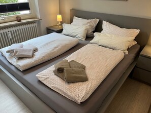 1 chambre, fer et planche à repasser, Wi-Fi, draps fournis