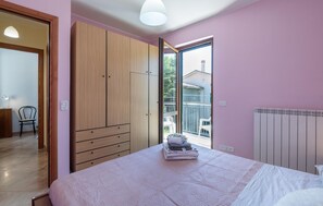 3 Schlafzimmer, Reisekinderbett, kostenloses WLAN